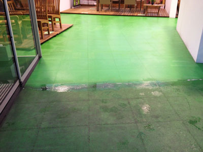 limpieza de suelo de pabellón en Donostia